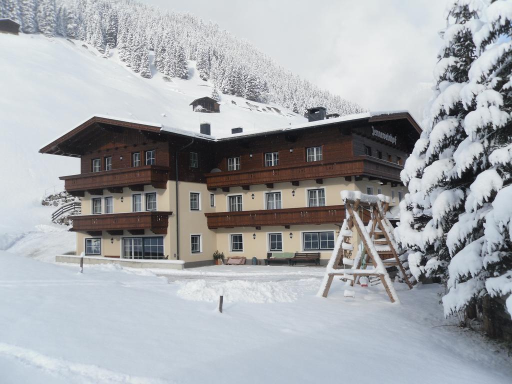 Jenneweinhof Hotel ทักซ์ ภายนอก รูปภาพ